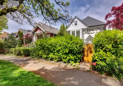 2977 W 6th Avenue, Vancouver, BC, Vancouver — Half Duplex for sale