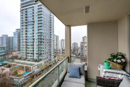 Outdoor Deck Photo of 903 140 E 14th Street, North Vancouver, BC