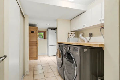 Hot Tub / Spa Photo of 1608 Woodland Drive, Vancouver, BC