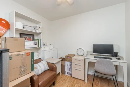 Basement Recreation Room Photo of 102 15140 29a Avenue, Surrey, BC