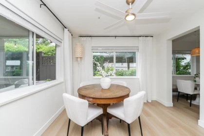 Kitchen Photo of 102 15140 29a Avenue, Surrey, BC