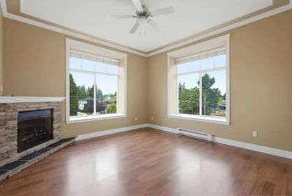 Entry Foyer Photo of 403 2068 Sandalwood Crescent, Abbotsford, BC