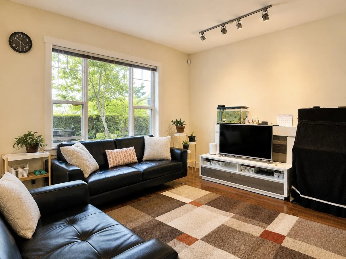 Living Room Photo of 5 9699 Sills Avenue, Richmond, BC