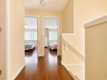 Guest Bathroom Photo of 5 9699 Sills Avenue, Richmond, BC