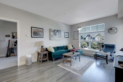 205 14550 Winter Crescent, Surrey, BC, Surrey — Apartment/Condo for sale