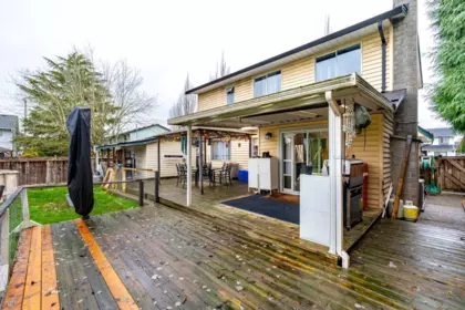 Front Yard Photo of 6361 172 Street, Surrey, BC