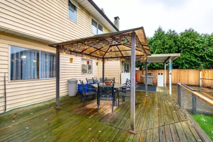 Swimming Pool Photo of 6361 172 Street, Surrey, BC