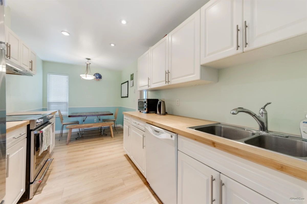 Family Room Photo of 5 6712 Baker Road, Delta, BC