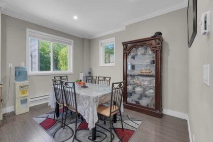 Entry Foyer Photo of 17 14177 103 Avenue, Surrey, BC