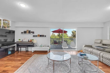 Breakfast Nook Photo of 670 St. Andrews Road, West Vancouver, BC