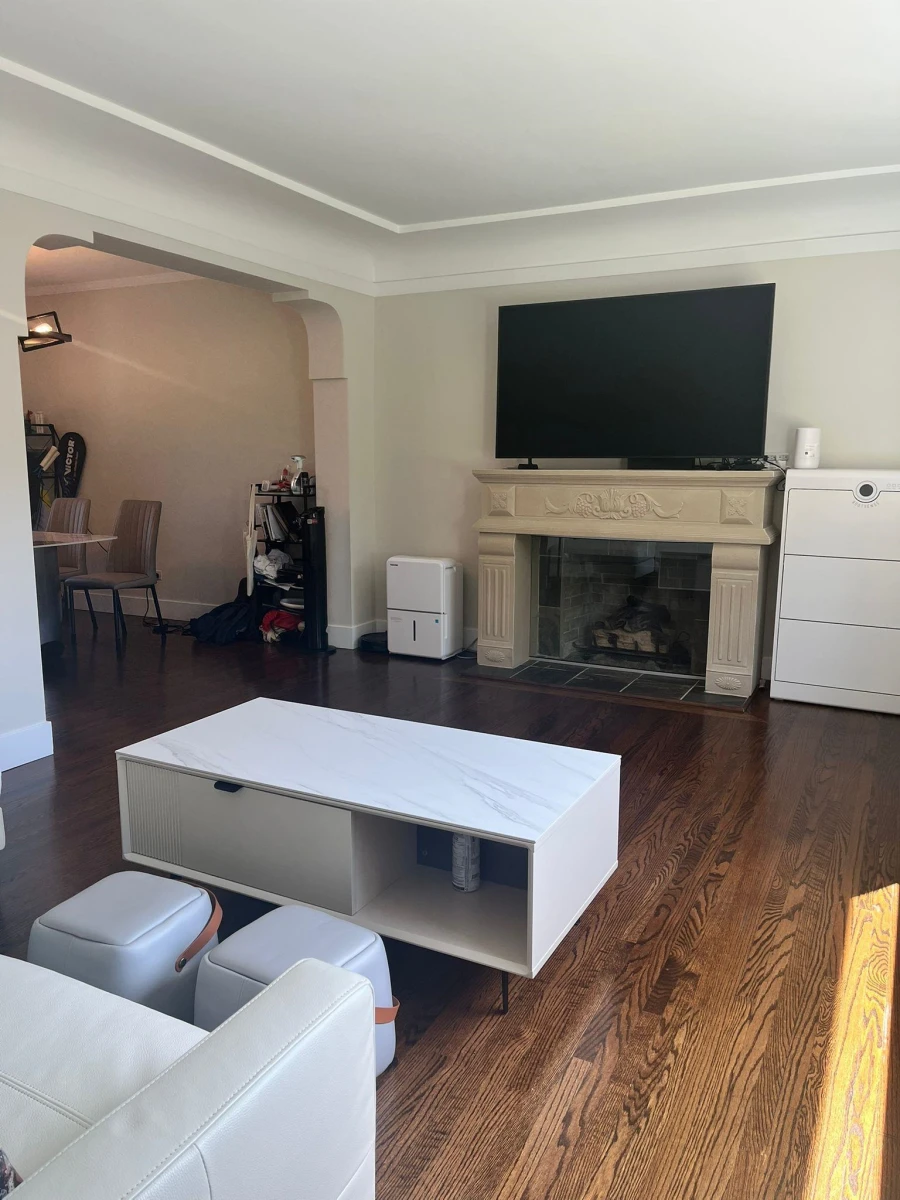 Dining Area Photo of 731 King Edward Street, Vancouver, BC
