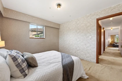 Powder Room Photo of 2031 E 23rd Avenue, Vancouver, BC