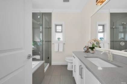 Powder Room Photo of 7689 211a Street, Langley, BC