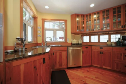 Primary Bedroom Photo of 3205 Beach Avenue, Roberts Creek, BC