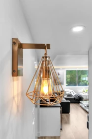 Entry Foyer Photo of L1 555 13th Street, West Vancouver, BC
