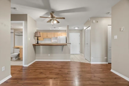 Walk-In Closet Photo of 206 33165 Old Yale Road, Abbotsford, BC