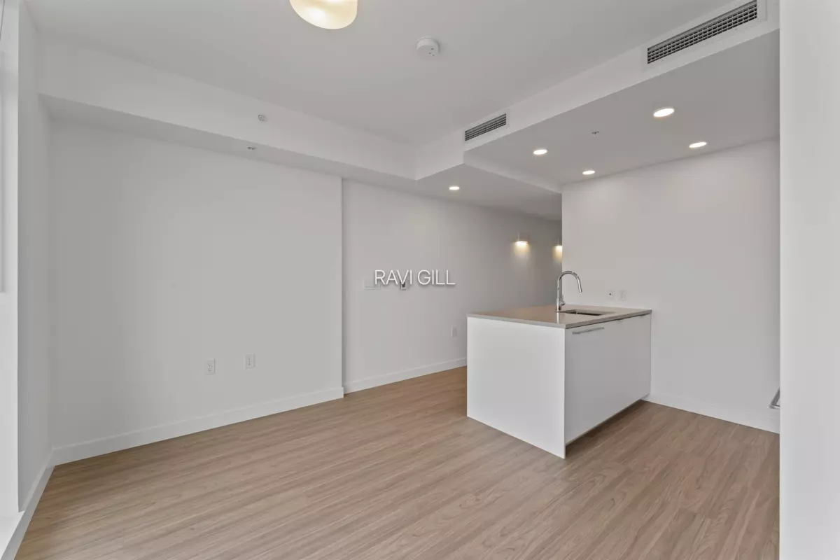 Living Room Photo of 3003 13675 107a Avenue, Surrey, BC