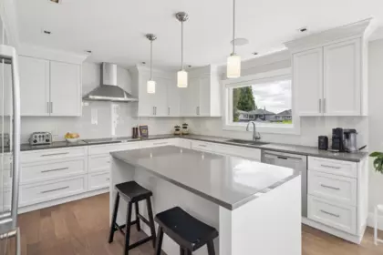 Breakfast Nook Photo of 752 Shaw Avenue, Coquitlam, BC