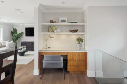 Kitchen Island Photo of 752 Shaw Avenue, Coquitlam, BC