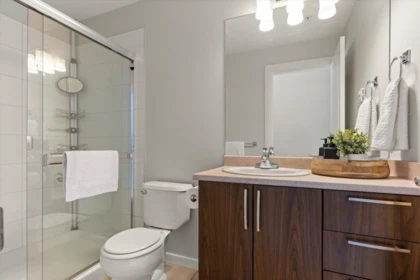 Basement Recreation Room Photo of 203 45530 Market Way, Chilliwack, BC