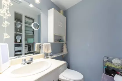 Hallway Photo of 40 2998 Mouat Drive, Abbotsford, BC