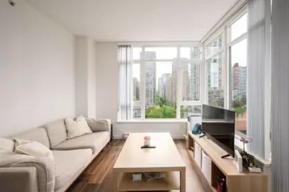801 480 Robson Street, Vancouver, BC, Vancouver — Apartment/Condo for sale