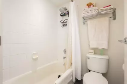 Primary Bedroom Photo of 801 480 Robson Street, Vancouver, BC