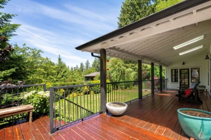 Front Yard Photo of 822 Captains Way, Bowen Island, BC