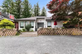 372 Cedar Street, Cultus Lake, BC