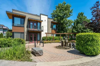 Hot Tub / Spa Photo of 83 7811 209 Street, Langley, BC