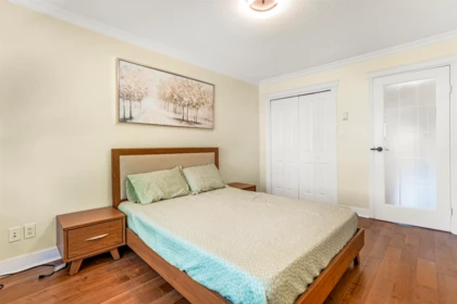 Basement Recreation Room Photo of 13846 18 Avenue, Surrey, BC