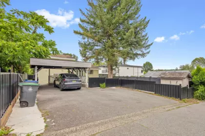 Community Amenities Photo (Clubhouse) of 16376 96 Avenue, Surrey, BC