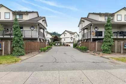 27 45740 Thomas Road, Chilliwack, BC, Chilliwack — Townhouse for sale