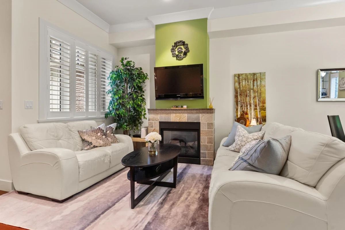 Living Room Photo of 18 3122 160 Street, Surrey, BC