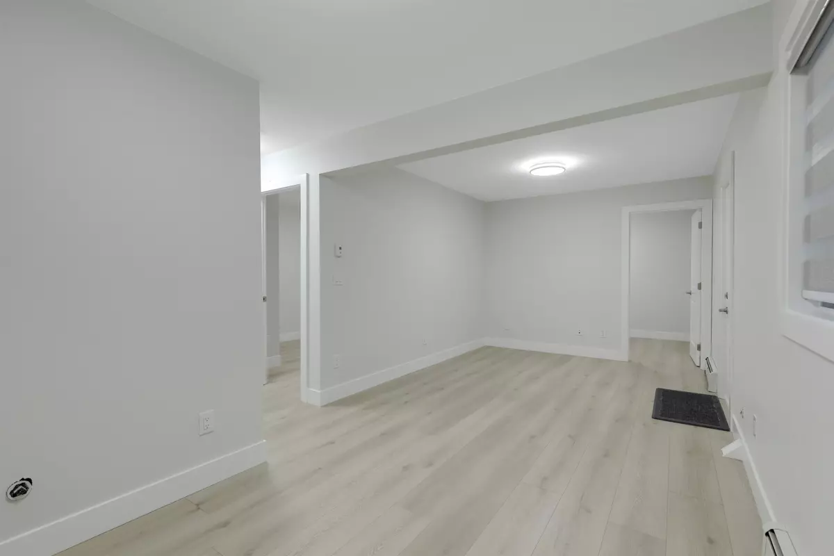 Dining Area Photo of 12509 77b Avenue, Surrey, BC