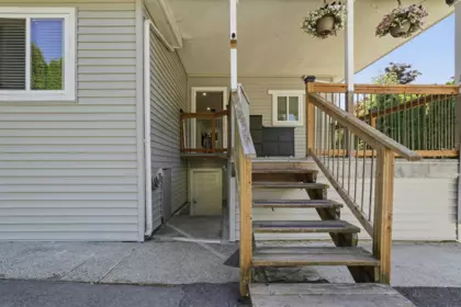 Powder Room Photo of 8581 152 Street, Surrey, BC