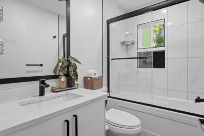 Walk-In Closet Photo of 8581 152 Street, Surrey, BC