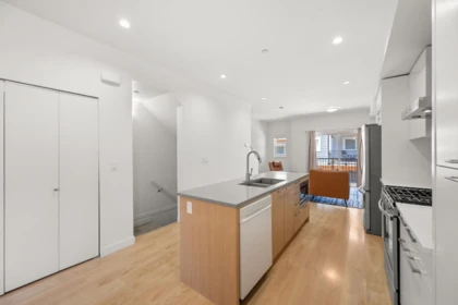 Kitchen Photo of 25 22810 113 Avenue, Maple Ridge, BC