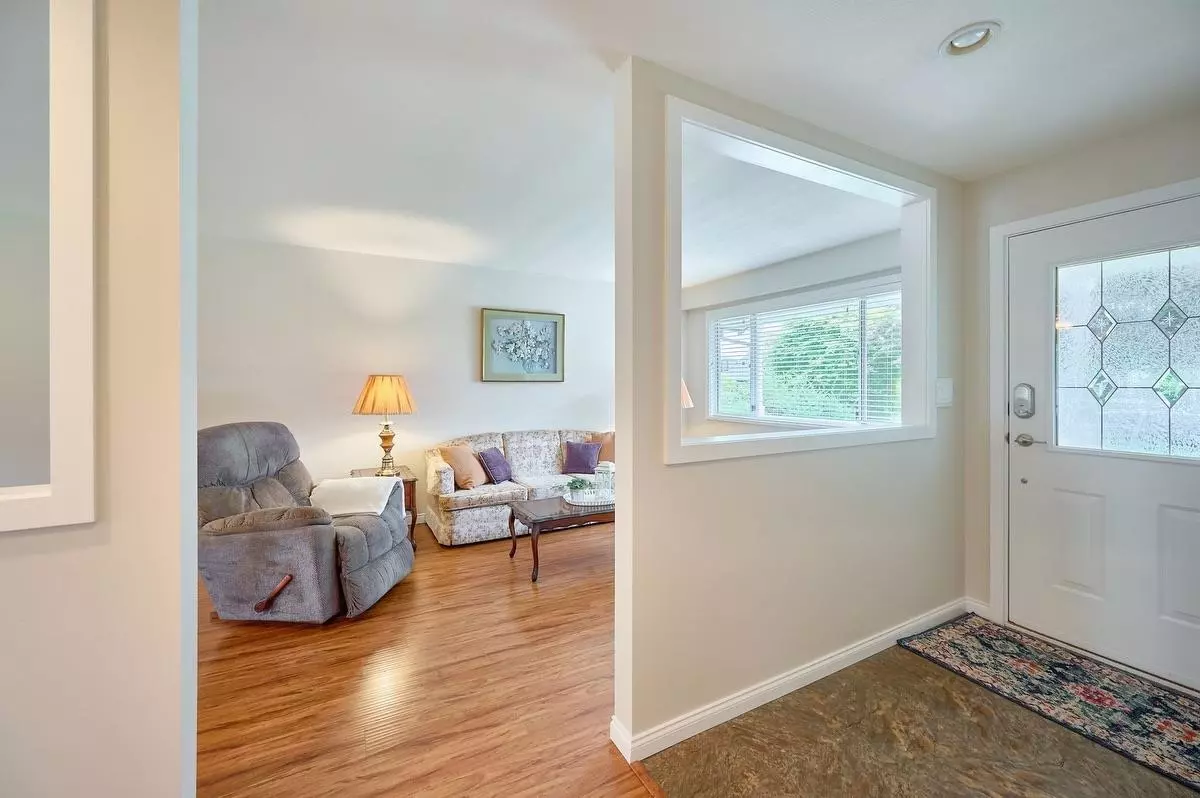 Family Room Photo of 12361 Greenwell Street, Maple Ridge, BC