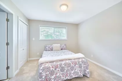 Primary Bathroom Photo of 12361 Greenwell Street, Maple Ridge, BC