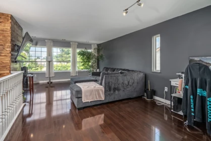 8232 Peacock Street, Mission, BC, Mission — Single Family Residence for sale
