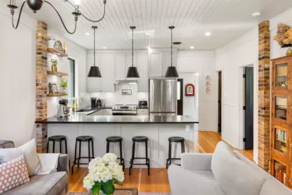 Pantry Photo of 34850 Clayburn Road, Abbotsford, BC