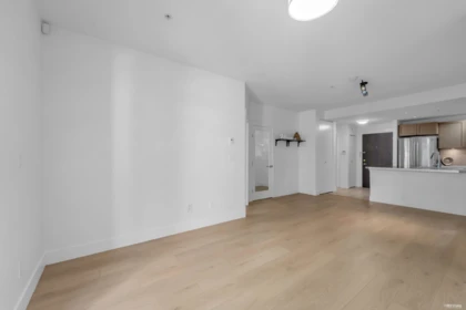 Walk-In Closet Photo of 120 5777 Birney Avenue, Vancouver, BC