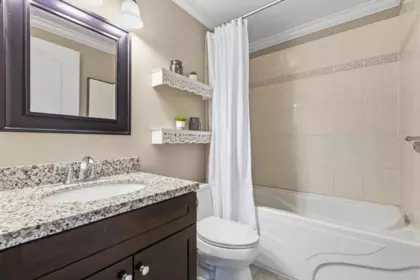 Laundry Room Photo of 201 15169 Buena Vista Avenue, White Rock, BC