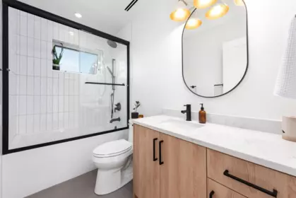 Laundry Room Photo of 5059 Sherbrooke Street, Vancouver, BC