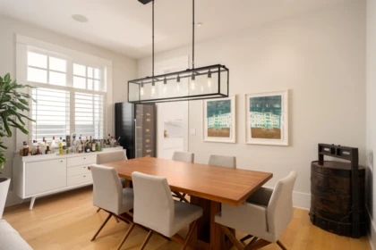 Kitchen Island Photo of 4256 W 14th Avenue, Vancouver, BC