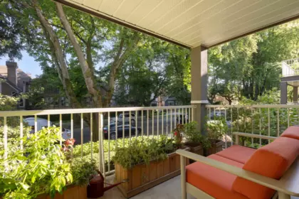 Outdoor Patio Photo of 208 655 W 13th Avenue, Vancouver, BC