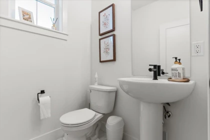 Primary Bathroom Photo of 1 44405 Freshwater Drive, Chilliwack, BC