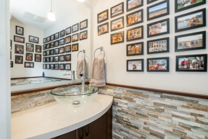 Guest Bathroom Photo of 1 6671 121 Street, Surrey, BC