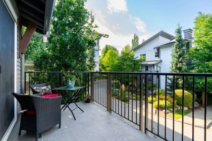 Powder Room Photo of 1 6671 121 Street, Surrey, BC